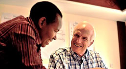 Dave Jewitt coaching a participant in Your One Degree program.